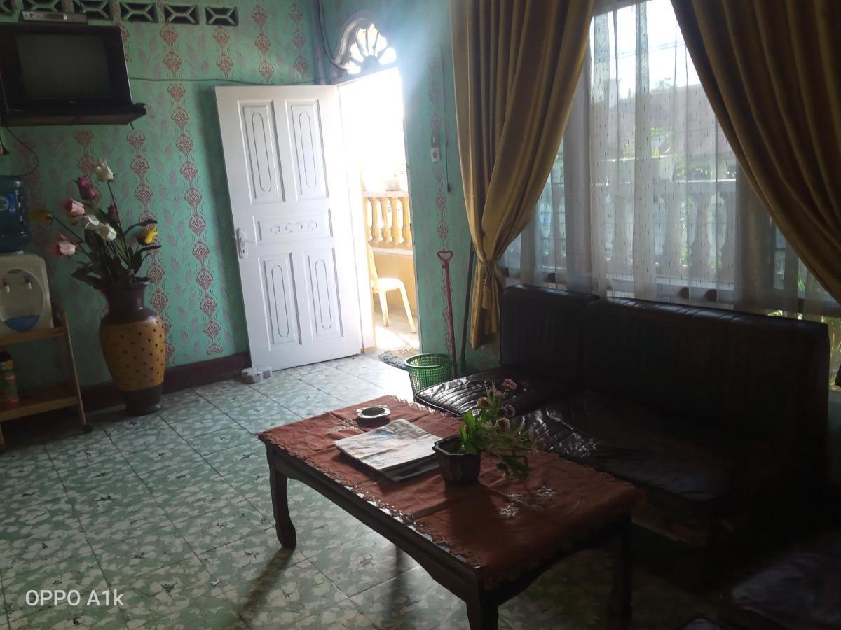 Hotel Pelawi Kabanjahe Εξωτερικό φωτογραφία