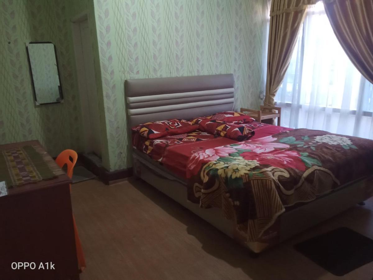 Hotel Pelawi Kabanjahe Εξωτερικό φωτογραφία
